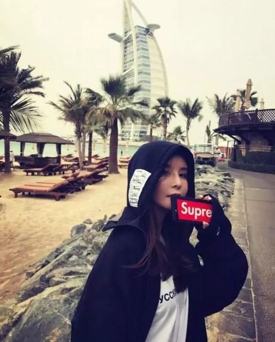 網紅榨干富二代跟外國人跑了