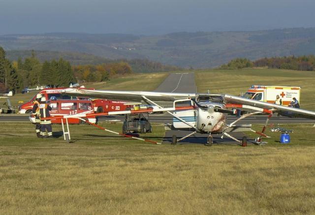 德國飛機開進人群造成3人死亡5人受傷