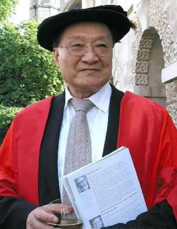 武俠泰斗金庸逝世