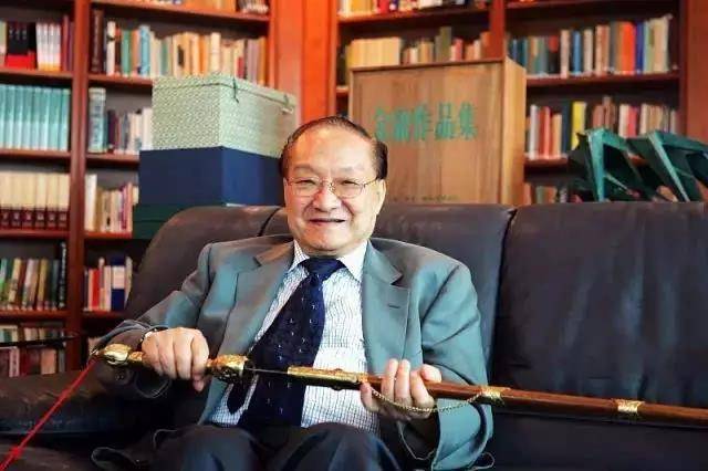 武俠泰斗金庸逝世