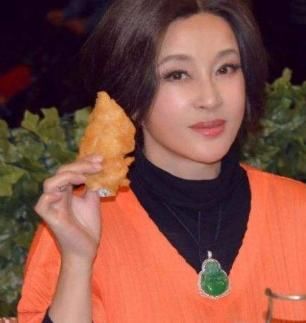 范冰冰逃稅2.55億元 明星逃稅最多