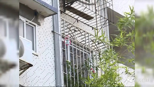 陽臺掛上百面鏡子