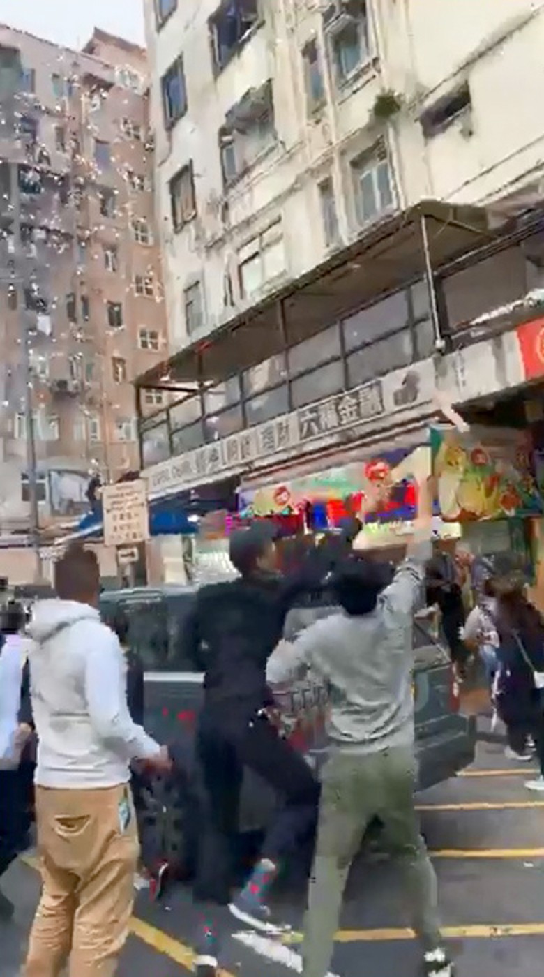 香港上演天上掉錢(qián)