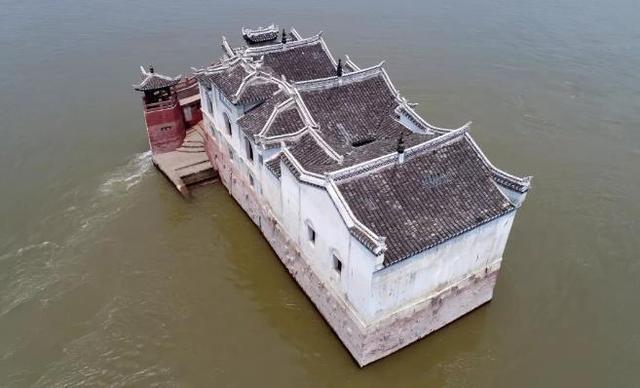 最牛釘子戶觀音閣