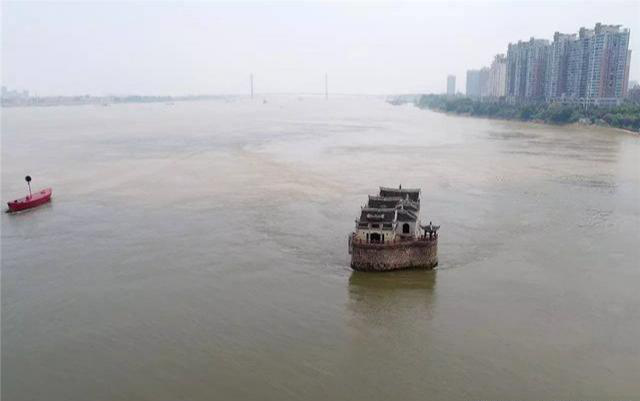 最牛釘子戶觀音閣