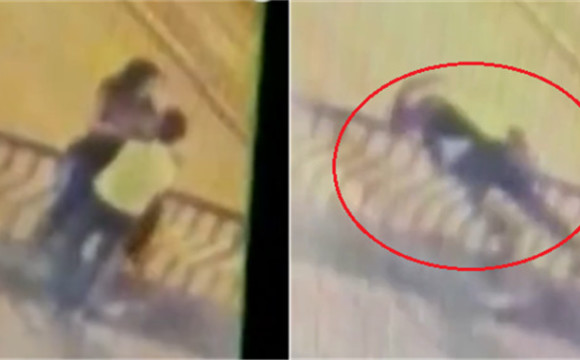 情侶坐天橋熱吻墜亡