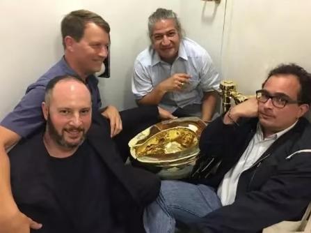 18K純金馬桶被盜