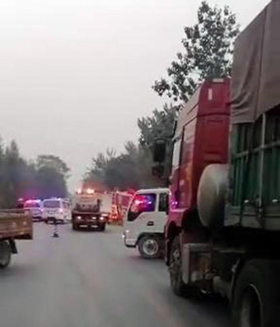 河北境內4車相撞致7人死亡