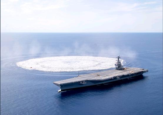 美軍航母旁數千磅炸藥爆炸 以檢測爆炸對航母的影響