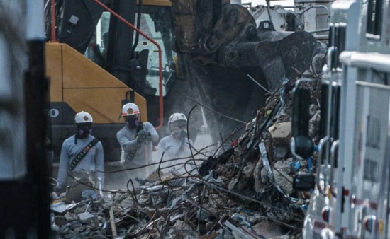 美國公寓倒塌死亡人數(shù)上升至10人