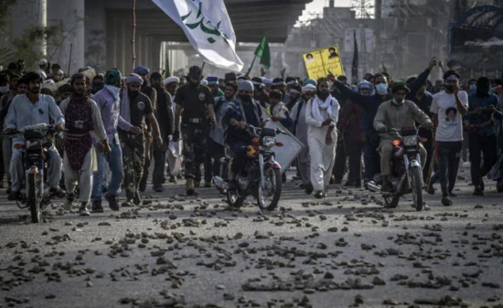 2名巴基斯坦警察在與拉合爾被禁激進(jìn)黨的沖突中喪生