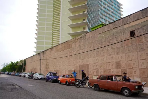 古巴汽油短缺短缺原因是燃油供應(yīng)國(guó)沒(méi)有交付