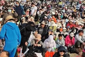 敦煌月牙泉目之所及