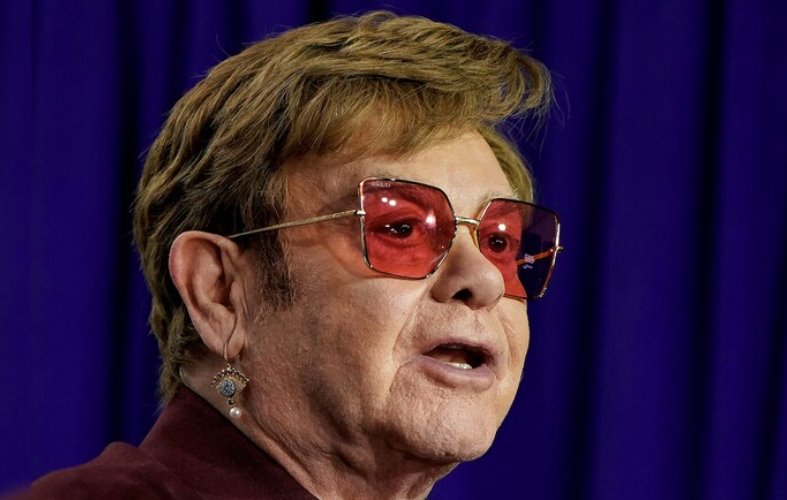 埃爾頓·約翰抨擊英國政府的人工智能版權計劃:“機器……沒有靈魂,沒有心。”