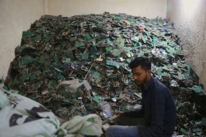 印度初創企業拆電子垃圾