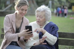 銀發(fā)經(jīng)濟(jì)是下一個(gè)消