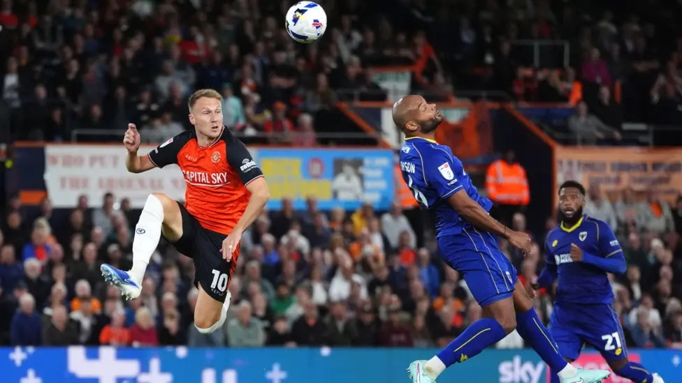 比賽原本有望以0-0戰平,直到第85分鐘瑞恩·約翰遜的烏龍球