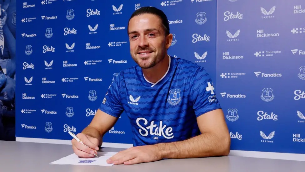 杰克·格拉利什是埃弗頓夏季第六名簽約球員