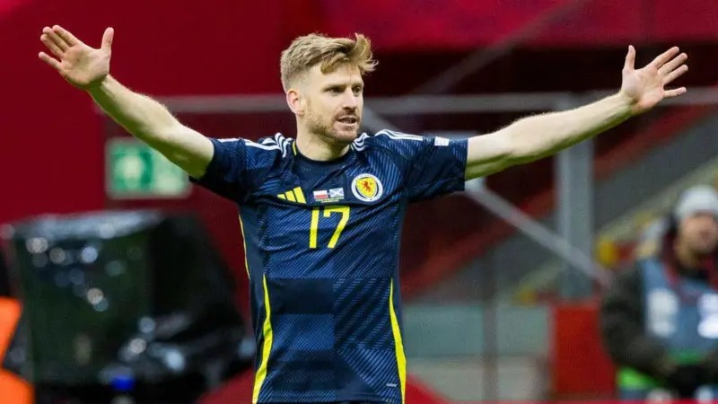 斯圖爾特·阿姆斯特朗代表蘇格蘭參賽