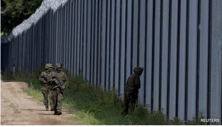 波蘭武裝部隊表示,已出動軍用飛機確保空域安全